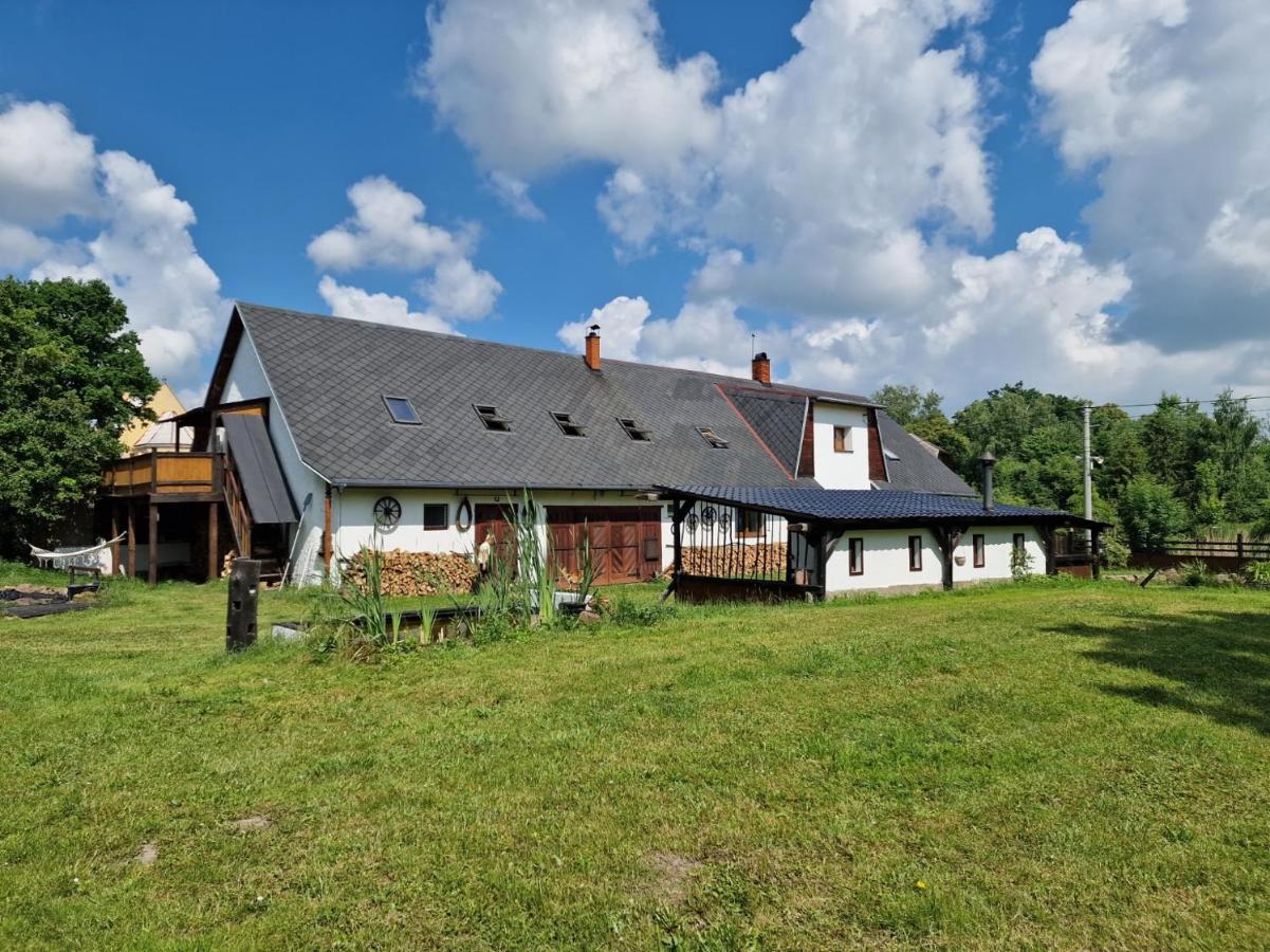 Premyslovsky Dvur Apartment Slezske Pavlovice ภายนอก รูปภาพ